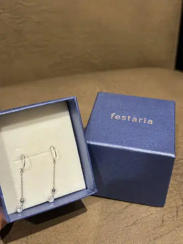 festaria K10WG 큐빅 지르코니아 귀걸이