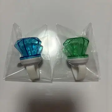 Free! 나나세 하루카 타치바나 마코토 링 라이트 2개 세트