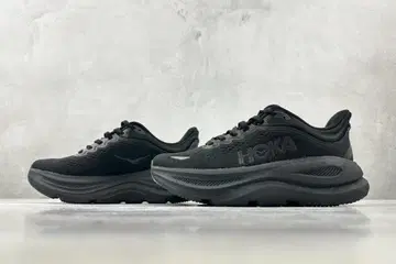 HOKA ONE ONE 본다이 9 스니커즈 블랙 26cm