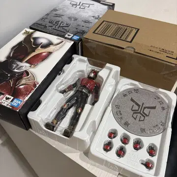 S.H.Figuarts (진골조제법) 초고대 전사 쿠우가