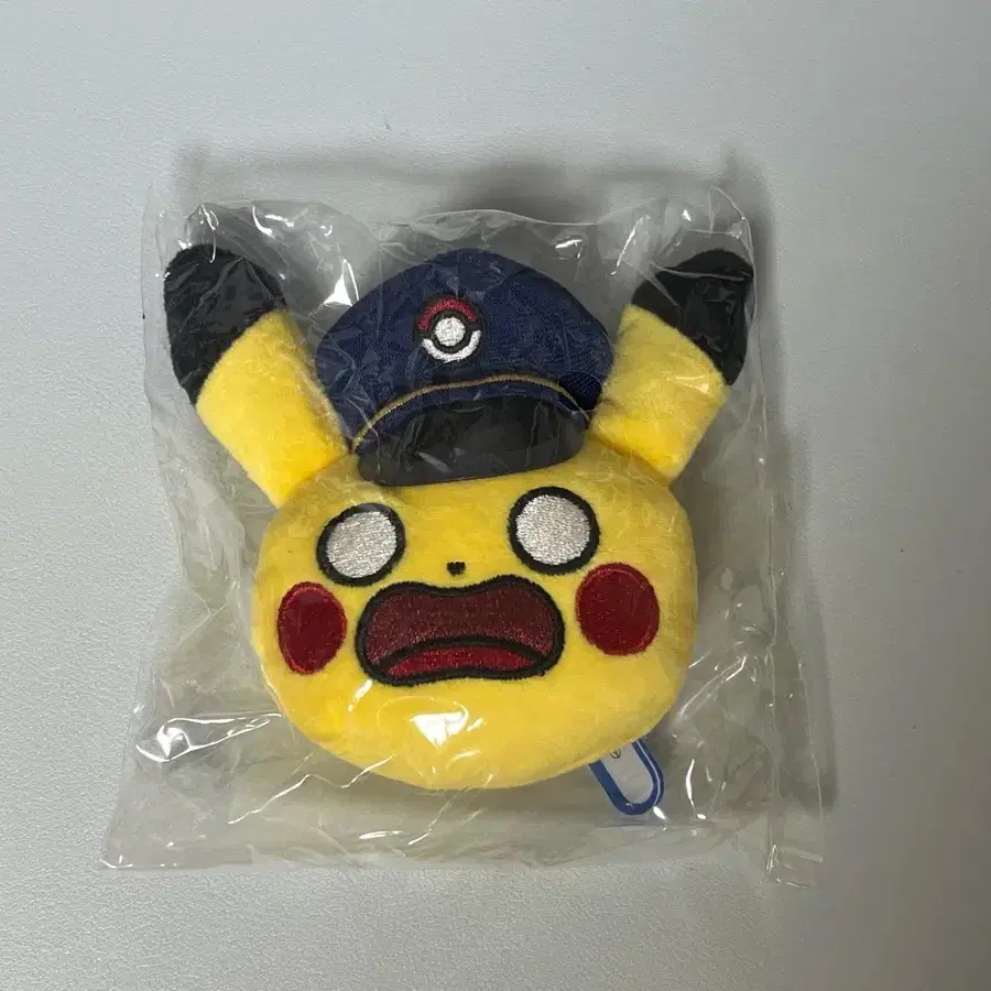 Pokemon Pop-Up Stationmaster Pikachu Mascot Collection Doll Keyring