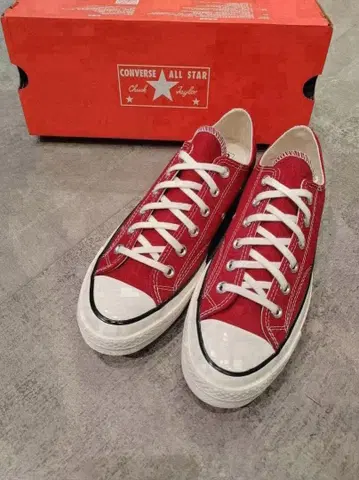 [새상품] 로우컷 레어 CT70 빨간색 ox 26.5cm