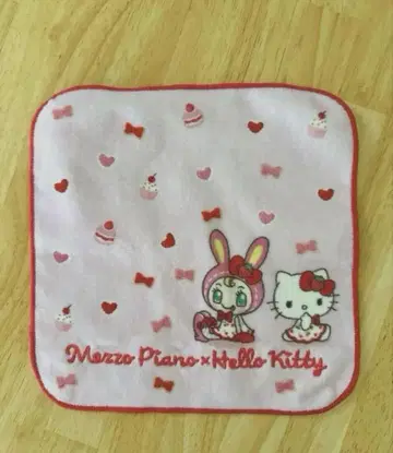 메조피아노 x 헬로키티 손수건 신주쿠 루미네 스트로베리 베리에