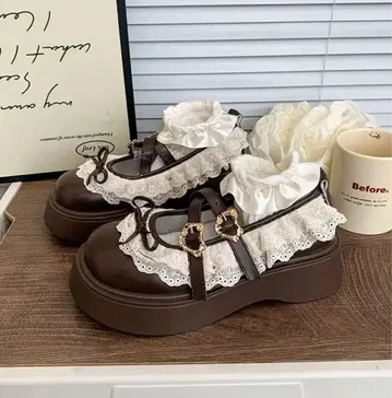 [미사용 새상품] 스트랩 & 레이스 로퍼 통굽 브라운 25cm / 40