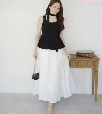 새상품 Maison de Lyla 하이웨스트 볼륨 스커트