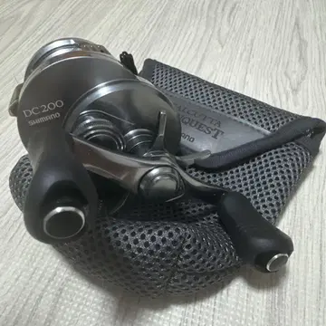 SHIMANO CALCUTTA CONQUEST DC200