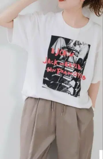 J.J. Mercer / 제이제이머서 Photo Tsh