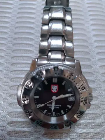 Luminox Swiss Quartz 손목시계 200m 방수