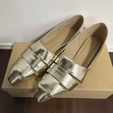 컨디션 최상 현행 모델 르 탈론 프렌치 소프트 글루카 플랫 24cm 골드