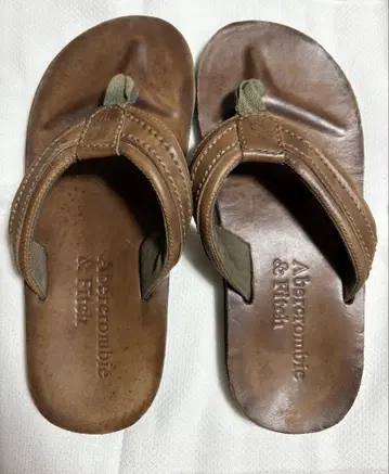 Abercrombie & Fitch 플립플랍 브라운