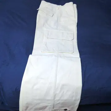 크림 화이트 카고 팬츠 4 포켓