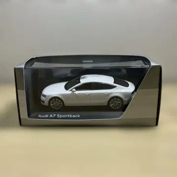 특주 아우디 Audi A7 스포츠백 아이비스 화이트 1/43