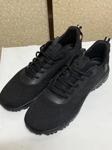 빅 사이즈 러닝화 BAAS FLOA 블랙