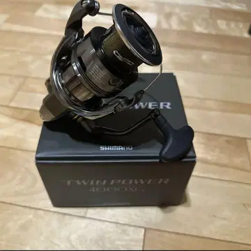 SHIMANO 24 TWIN POWER 4000XG