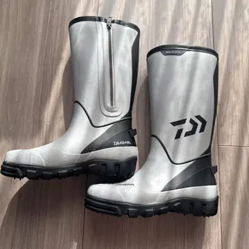 다이와 NB-3105 낚시용 부츠 S