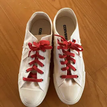CONVERSE 화이트 스니커즈