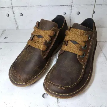 [미사용 새상품] 클락스 Clarks 여성용 퍼니 드림 브라운