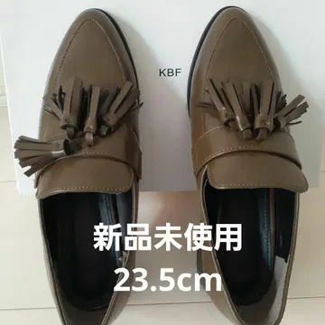 KBF 어반 리서치 태슬 로퍼 KHAKl 색상 미사용 새상품