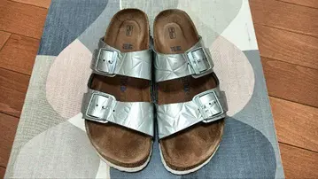 Birkenstock 실버 샌들 사이즈 40