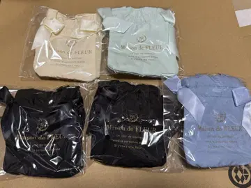Maison de FLEUR 더블 리본 개더 토트백 키링
