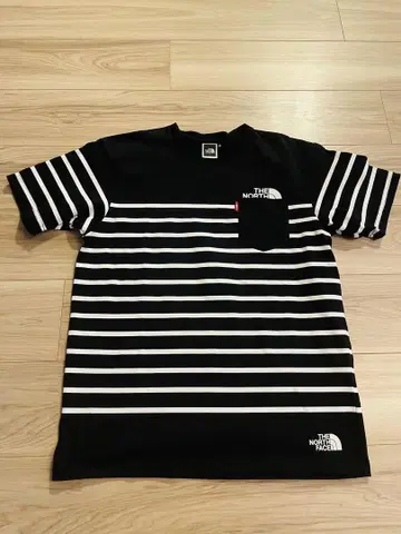 THE NORTH FACE 티셔츠 M 사이즈