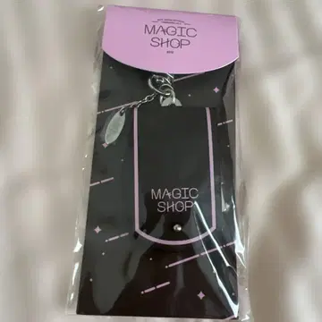 MAGIC SHOP 키링 V