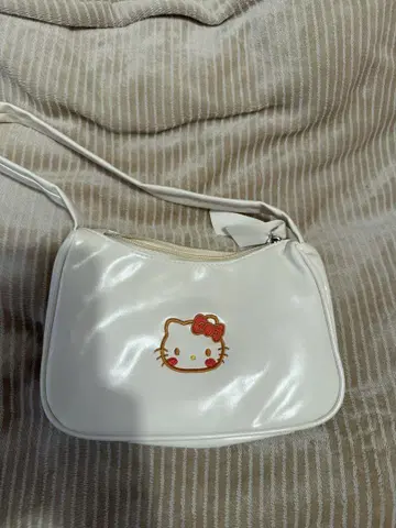 헬로키티 숄더백 화이트