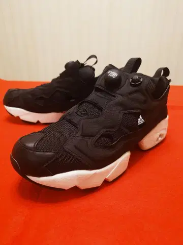 Reebok 인스타펌프 퓨리 OG (블랙 26.5cm)
