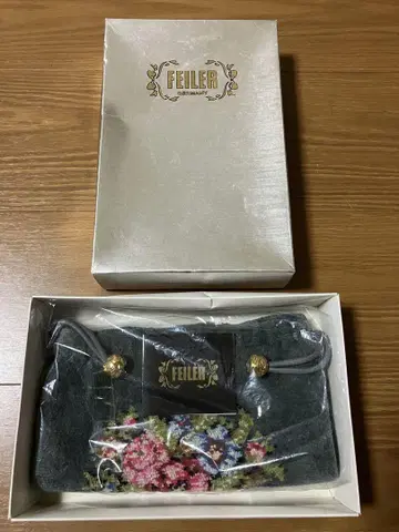 [익명 배송] FEILER 꽃무늬 그레이 파우치