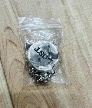 요네즈 켄시 라이브 투어 2025 JUNK 왕관 목걸이