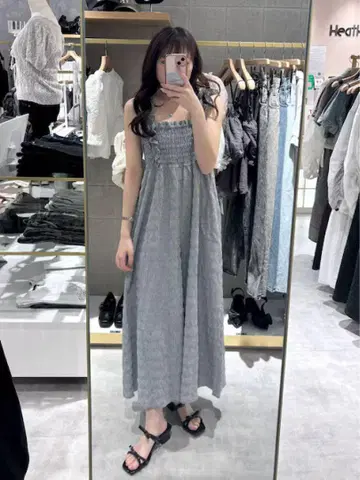 츠지짱 착용 프릴 숄더 올인원