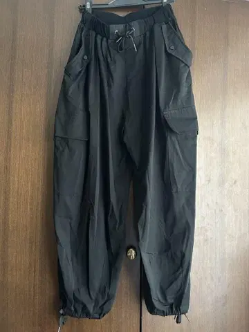 [새상품] LASUD ACTIVE 카고 팬츠 블랙