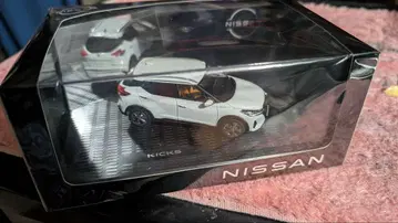 Nissan Kicks 1/43 미니카 화이트