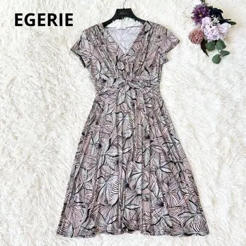 EGERIE 에제리 아르무아르카프리스 보타니컬 허리 턱 원피스