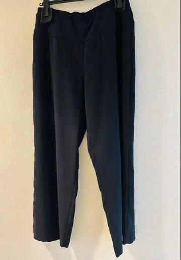 BEARDSLEY 블랙 허리 리브 팬츠