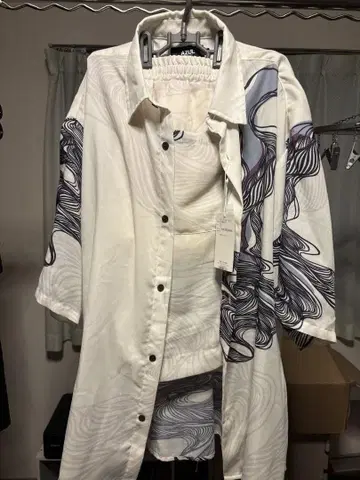 AZUL by MOUSSY 추상 파무늬 셔츠 F 사이즈 셋업