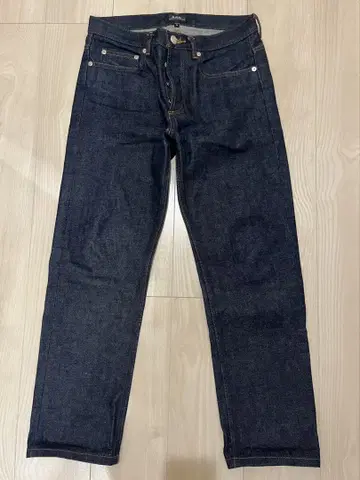 APC New Standard 스트레이트 데님 29