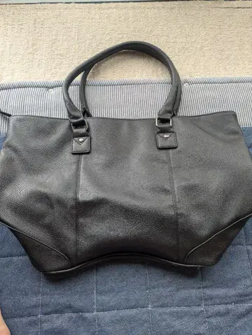 블랙 가죽 토트백
