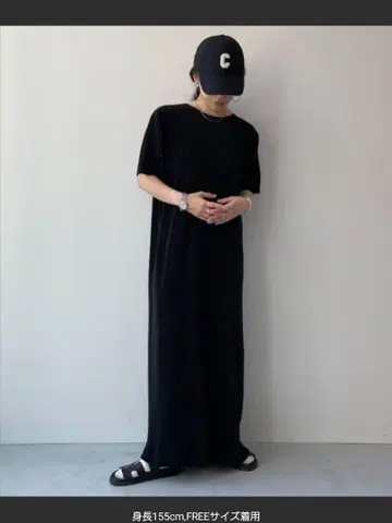 wee9s 블랙 반팔 원피스