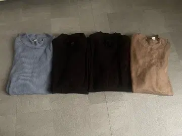 UNIQLO 리브 하이넥 티셔츠 S 4세트