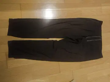 아르마니 익스체인지 사이드 라인 조거 팬츠 블랙
