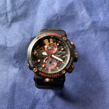 G-SHOCK GWR-B1000 레드 한정판