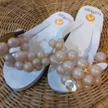 미사용 hotflops 비치 샌들 화이트