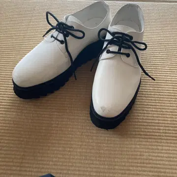 남성용 드레스 신발 25.5cm 화이트