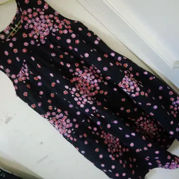 블랙 작은 꽃무늬 유카타 리메이크 3단 개더 슬리브리스 롱 원피스
