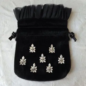 Bibiy. ISOGINCHAKU BAG
