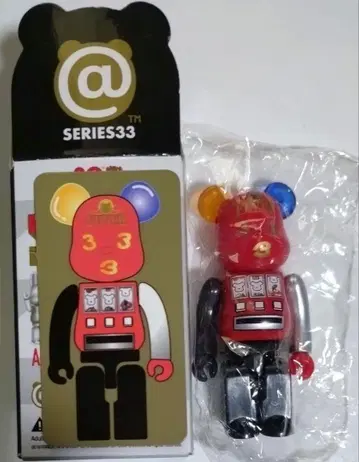 베어브릭 33 시크릿 피버