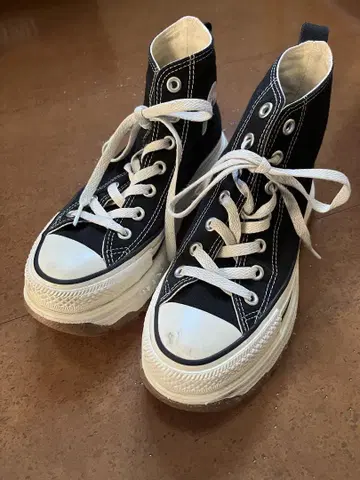 컨버스 하이컷 통굽 블랙 24cm
