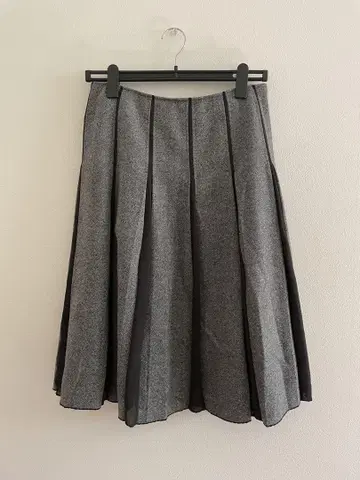 그레이 플리츠 스커트 약 109cm