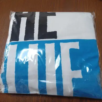 미사용 새상품 더 블루하츠 DVD box 혜택 롱T셔츠&캔뱃지 세트